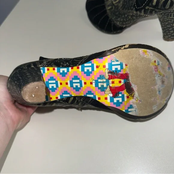 Irregular Choice Miaow Black and Gold Women's Aligator Heeled Ankle Boots 37 - Picture 4 of 9